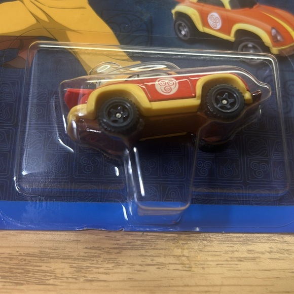 HOT WHEELS CHARACTER CARS MATTEL DISNEY AVATAR THE LAST AIRBENDER ZUKO & AANG - Picture 11 of 12